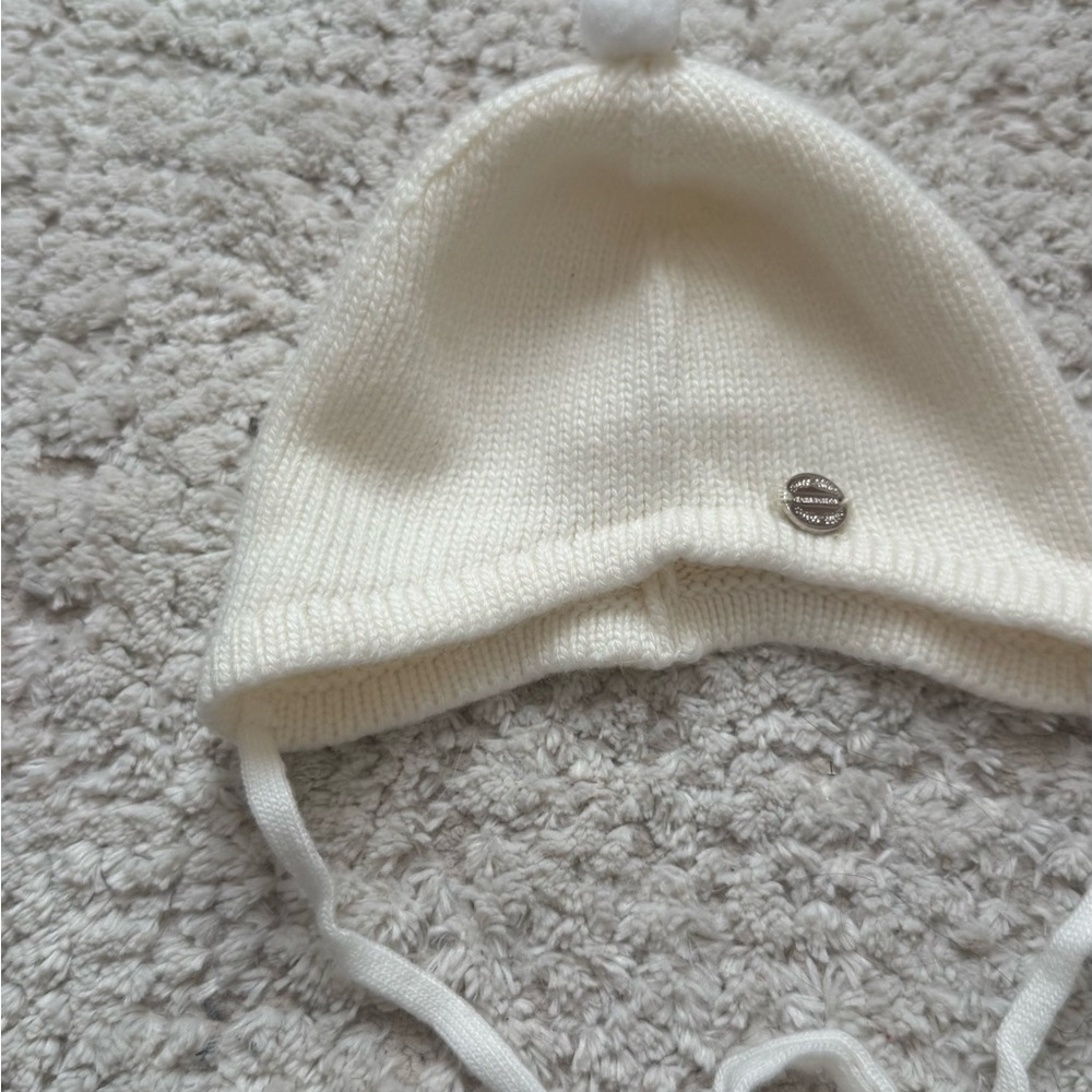 Cashmere Cozy White Knit baby Hat - Picture 3 of 8